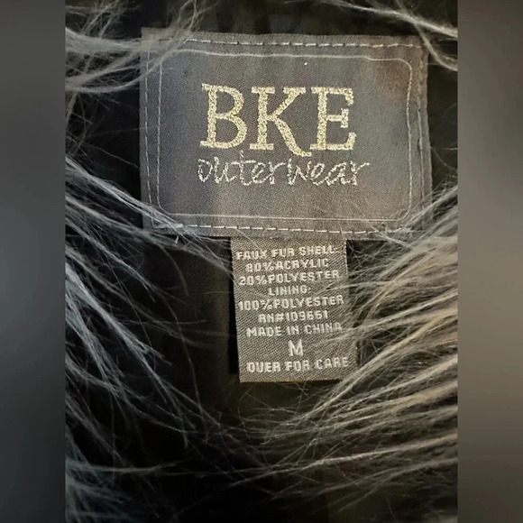 BKE black ombré faux fur vest size M - Picture 5 of 5